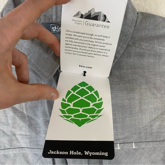 NWT Stio Men’s Small Ashton Chambray Shirt Pearl Snap Gray Long Sleeve Hiking - Picture 4 of 11